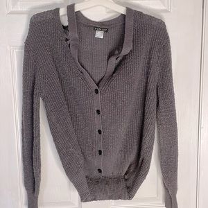 Medium Venus Gray sweater